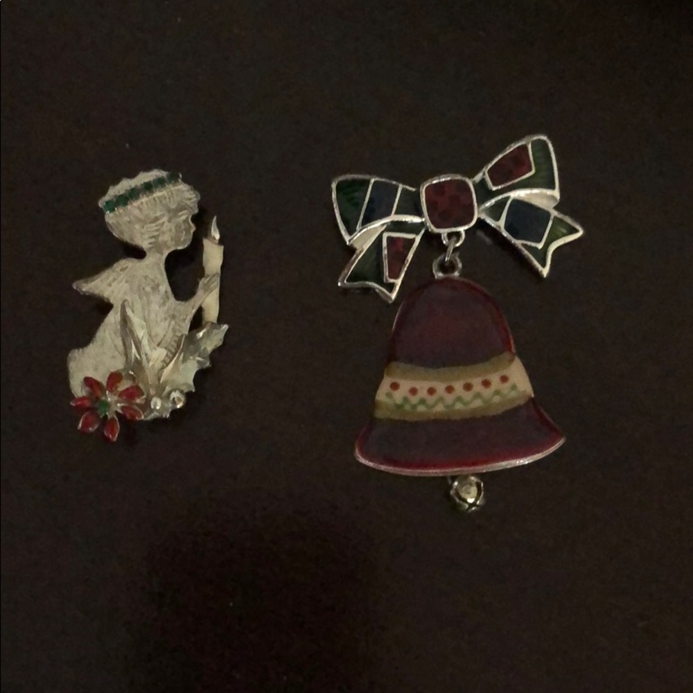 Vintage broaches